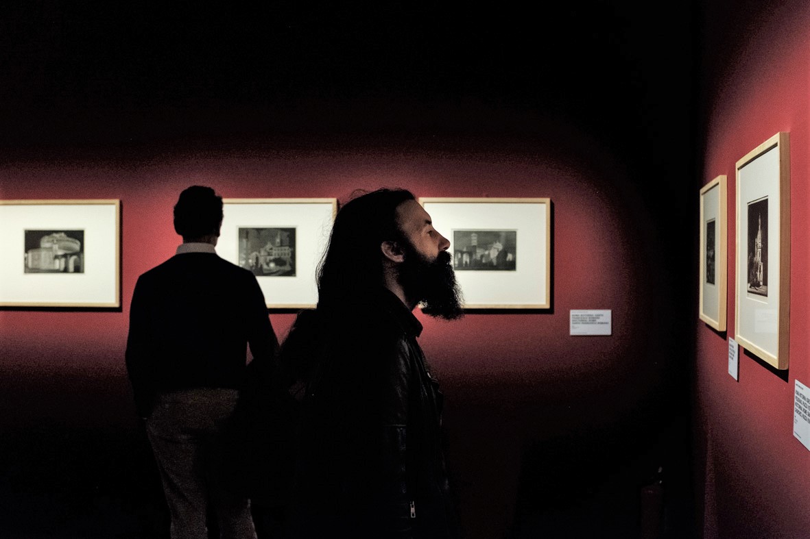 Gallery of the Lisbon exhibition. Gallery of the Lisbon exhibition.